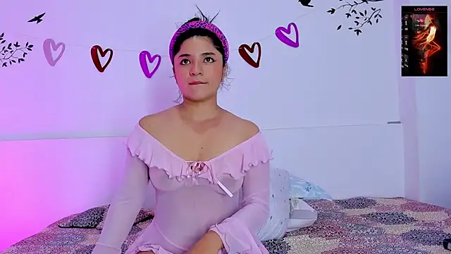 ayheleensexygirl1 online show from April 3, 3:15 am