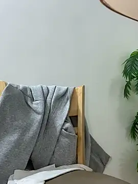 Lami Mi online show from September 27, 6:18 am