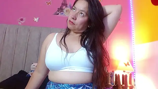 Snapshot of monickhot303av chatting on October 3, 2:19 am monickhot303av online show from October 3, 2:19 am