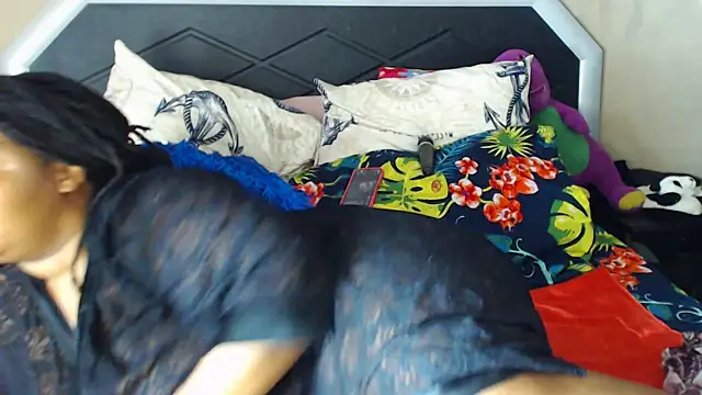 Snapshot of Bulkyyass chatting on October 15, 5:29 am Bulkyyass online show from October 15, 5:29 am