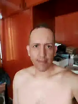 Snapshot of carozi chatting on December 11, 1:28 pm carozi online show from December 11, 1:28 pm