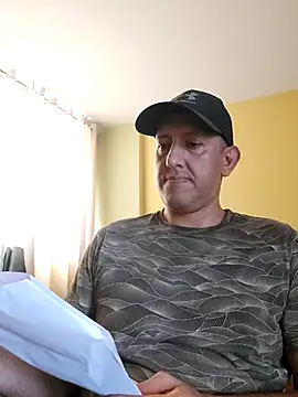 Snapshot of carozi chatting on March 12, 5:07 pm carozi online show from March 12, 5:07 pm