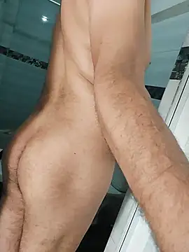 Snapshot of carozi chatting on October 18, 8:09 pm carozi online show from October 18, 8:09 pm