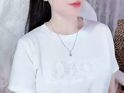 Snapshot of _Lygn__ chatting on October 1, 1:17 pm  Lygn   online show from October 1, 1:17 pm