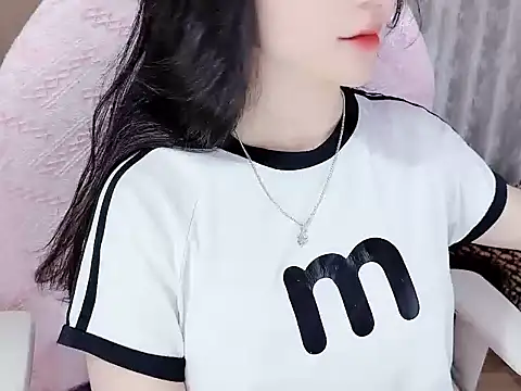 Snapshot of _Lygn__ chatting on October 10, 11:42 am  Lygn   online show from October 10, 11:42 am