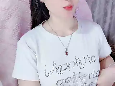 Snapshot of _Lygn__ chatting on October 26, 10:10 am  Lygn   online show from October 26, 10:10 am