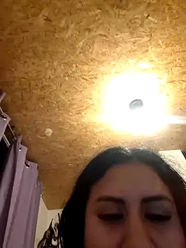 Snapshot of KasiaVenus_ chatting on December 15, 5:45 am KasiaVenus online show from December 15, 5:45 am