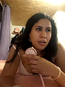 Snapshot of KasiaVenus_ chatting on December 22, 11:52 pm KasiaVenus online show from December 22, 11:52 pm