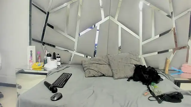 Catherinee69 x online show from January 15, 9:24 am