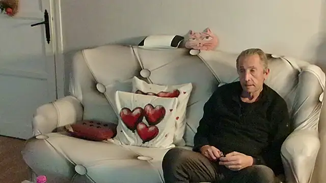 Anjela30 online show from March 19, 10:03 pm