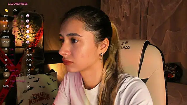 DarlaLike online show from October 16, 3:40 am