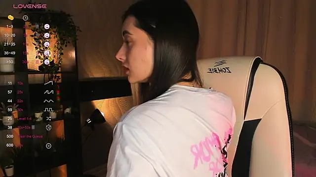 DarlaLike online show from November 9, 3:38 am