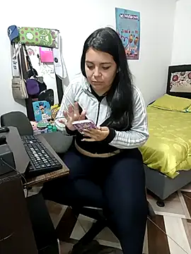 yournaughtyandsexyprinces online show from October 13, 9:09 am