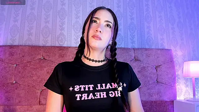 lunar leen online show from November 11, 7:36 pm