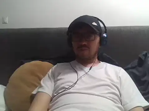 Diptongo online show from March 21, 3:44 am