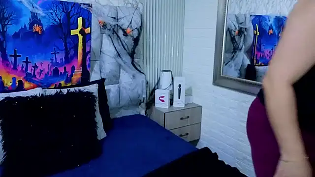 charlotte  G online show from October 30, 11:44 am