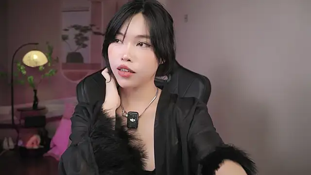 Miuzxc online show from March 21, 9:14 am