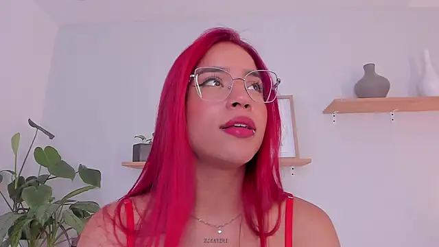 Scarlett Morgan  online show from March 1, 11:26 pm