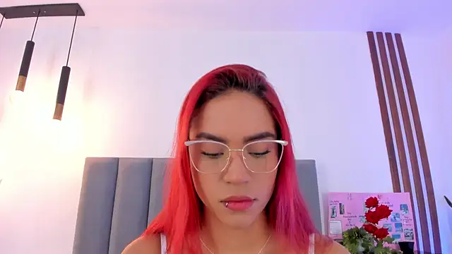 Scarlett Morgan  online show from October 15, 7:36 pm