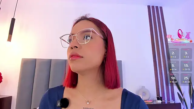 Scarlett Morgan  online show from February 10, 8:02 pm