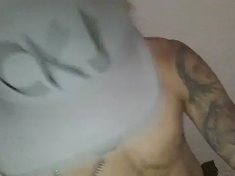 Moreno maduro online show from April 3, 12:36 pm