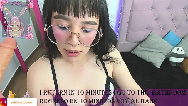 Snapshot of Katalina_novoa chatting on February 5, 12:20 am Katalina novoa online show from February 5, 12:20 am