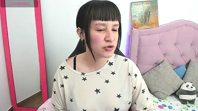 Snapshot of Katalina_novoa chatting on March 12, 1:47 am Katalina novoa online show from March 12, 1:47 am