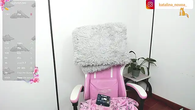 Snapshot of Katalina_novoa chatting on June 12, 1:59 am Katalina novoa online show from June 12, 1:59 am