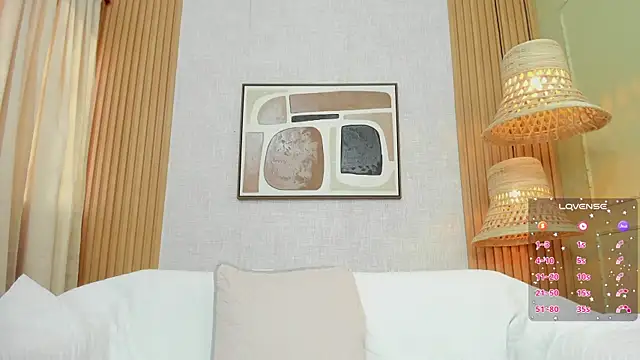 Snapshot of Sammy_Castlevill chatting on February 28, 12:39 pm Sammy Castlevill online show from February 28, 12:39 pm