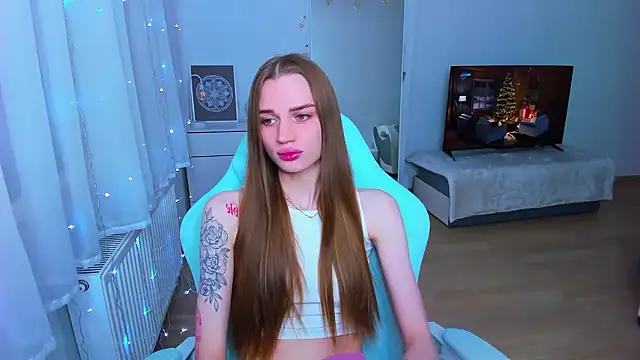 StellaLawless online show from December 1, 6:30 pm
