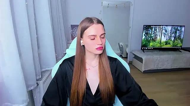 StellaLawless online show from December 18, 10:24 pm