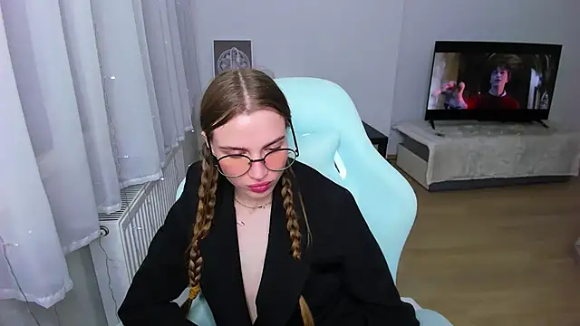 StellaLawless online show from December 24, 2:43 am