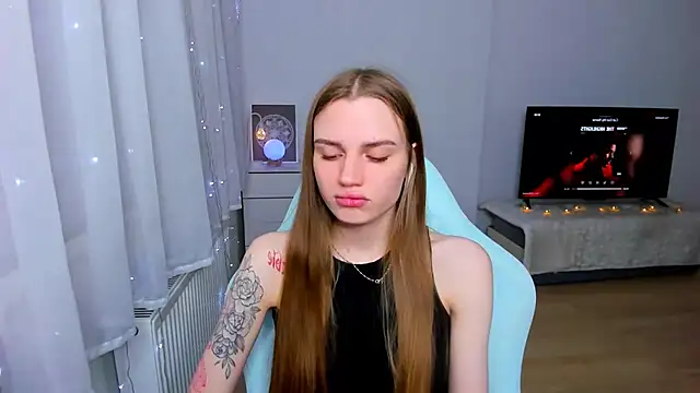 StellaLawless online show from January 8, 8:39 pm