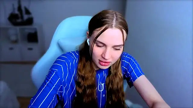 StellaLawless online show from October 27, 8:02 pm