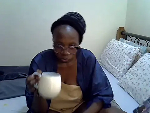 Sweet Bear online show from October 21, 3:29 am