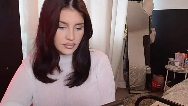 Snapshot of Bustyjessicalouu chatting on February 3, 12:25 pm Bustyjessicalouu online show from February 3, 12:25 pm