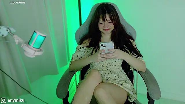 stephybrown online show from December 6, 12:12 am