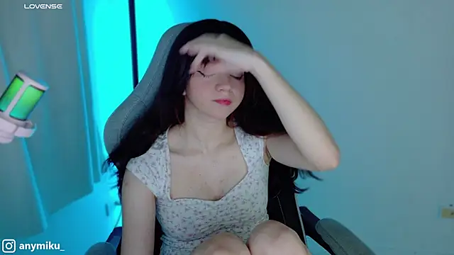 stephybrown online show from December 7, 1:58 am