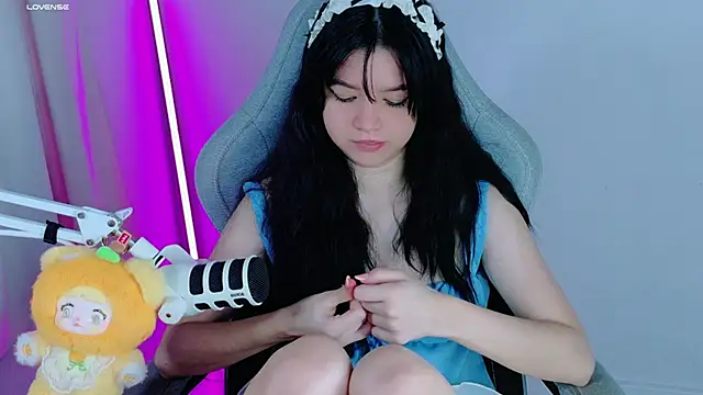 stephybrown online show from September 13, 12:10 am