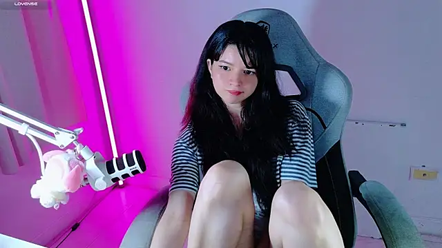 stephybrown online show from May 4, 1:56 am