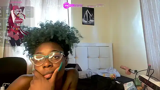 Lunarfreaky online show from September 20, 4:57 am