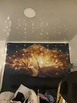 abbymnd online show from December 18, 6:21 am