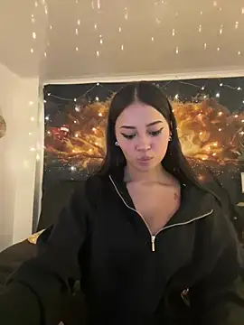 abbymnd online show from February 4, 7:00 pm