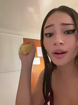 abbymnd online show from February 7, 11:24 pm