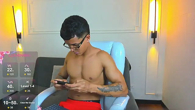 Paradise boy s online show from May 4, 2:35 pm