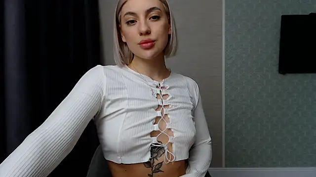 Snapshot of hot-sasha9 chatting on February 23, 6:34 pm hot-sasha9 online show from February 23, 6:34 pm