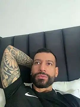 Snapshot of Yorby_Maxx1 chatting on March 22, 5:09 pm Yorby Maxx1 online show from March 22, 5:09 pm