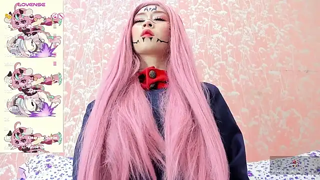 NEZUKO MITSURI online show from October 9, 6:28 pm