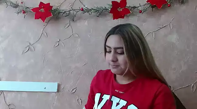 Miabonnett  online show from December 16, 1:43 pm