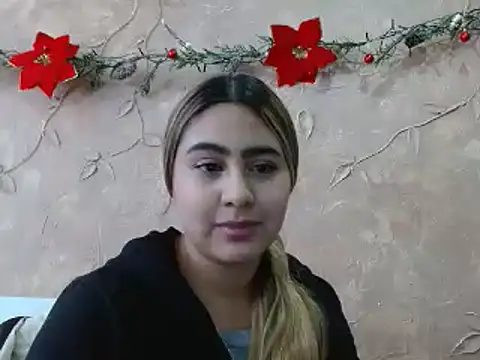 Miabonnett  online show from December 23, 5:22 pm